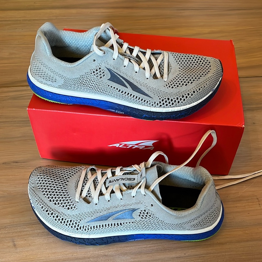 Altra Men’s Escalante Racer size 9 EUC